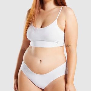 New; Medium White Gymshark No VPL Bralette